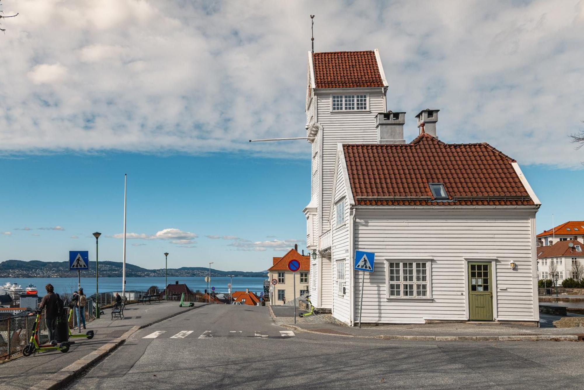 Bryggen // Floyen Apartments ベルゲン エクステリア 写真