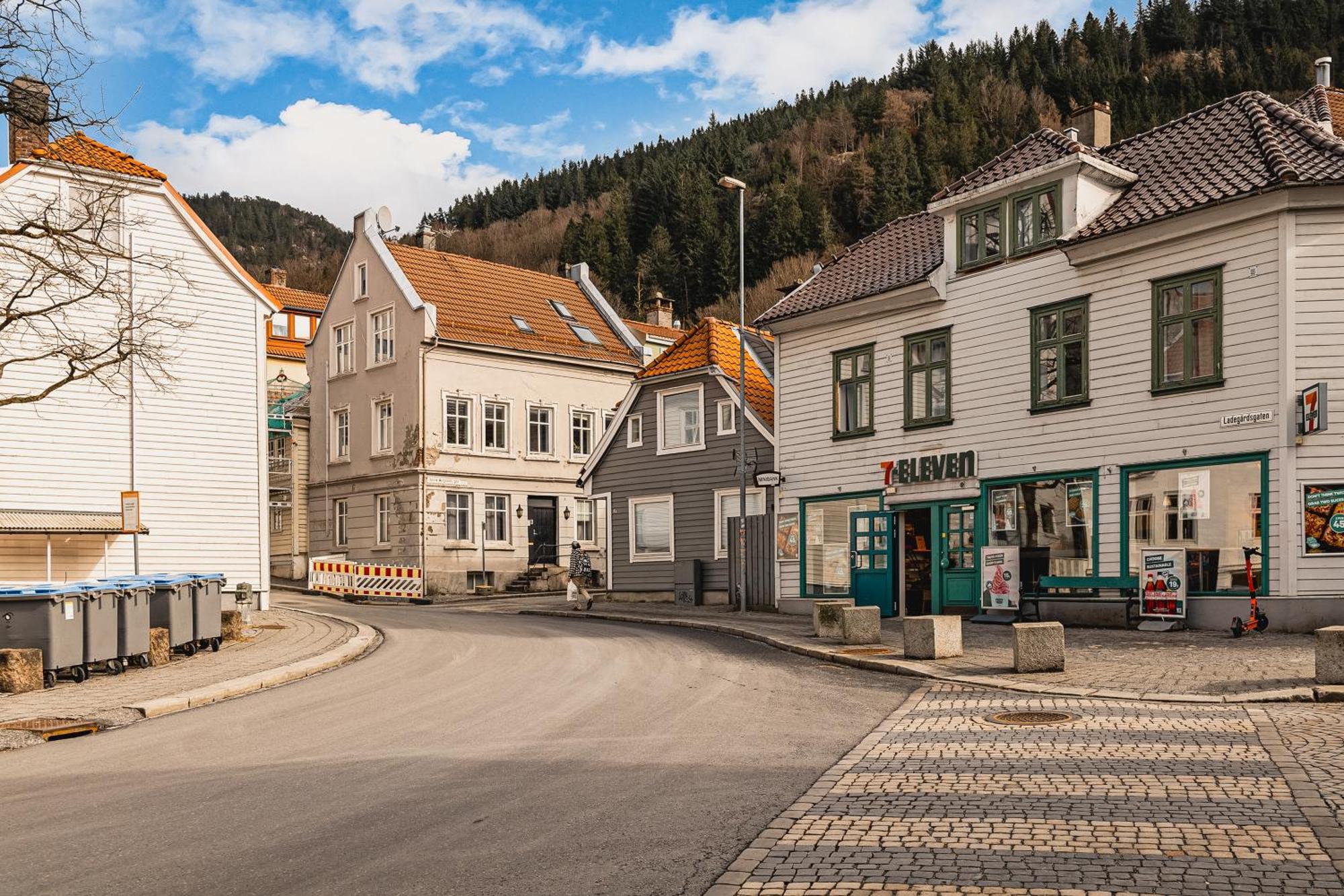 Bryggen // Floyen Apartments ベルゲン エクステリア 写真